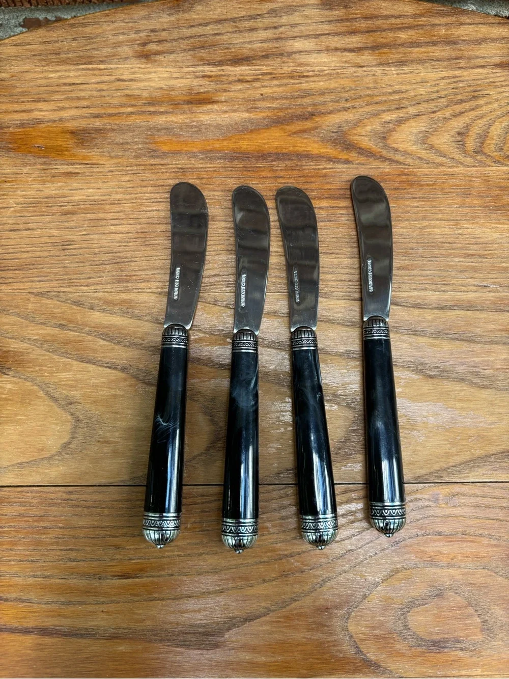 Stainless china marbled resin handles silver filigree end caps Cheese Spreaders